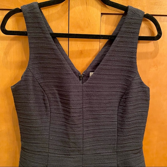 Banana Republic Work V Neck Woven Dress - Picture 2 of 4